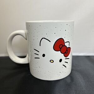 Hello Kitty Sanrio 20oz Ceramic White Speckled X-Large Mug 2022 Benefits Charity